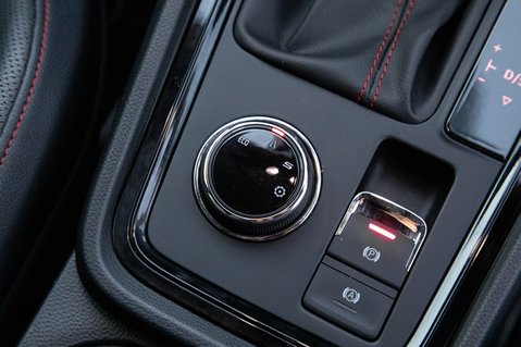 SEAT Ateca TSI EVO FR BLACK EDITION DSG 37