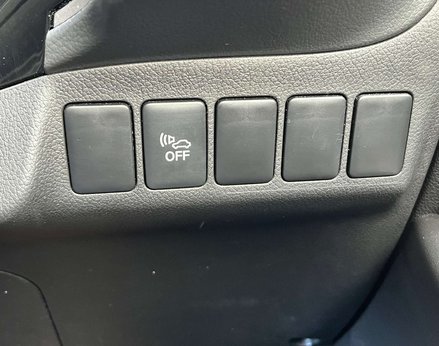 Mitsubishi Outlander 2.4 Outlander Design PHEV CVT 4WD 5dr 67