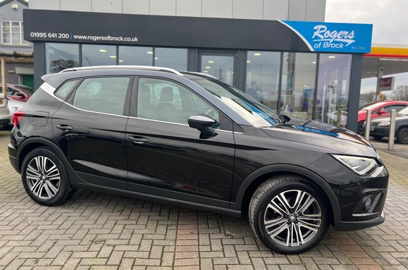 SEAT Arona 1.0 TSI XCELLENCE 5 DOOR 1
