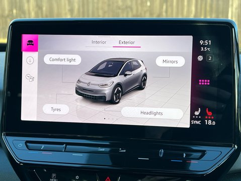 Volkswagen ID.3 Pro Performance 58kWh Life Auto 5dr 21