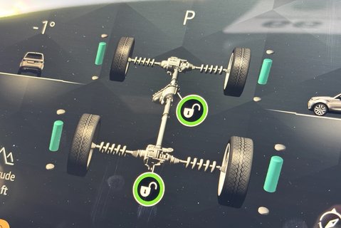 Land Rover Discovery D300 Commercial Dynamic HSE 21