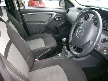 Dacia Duster PRESTIGE DCI 5