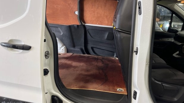Vauxhall Combo LWB L2H1 Low Roof Sportive 2300 Air Con Sensors EURO 6 NO VAT 8