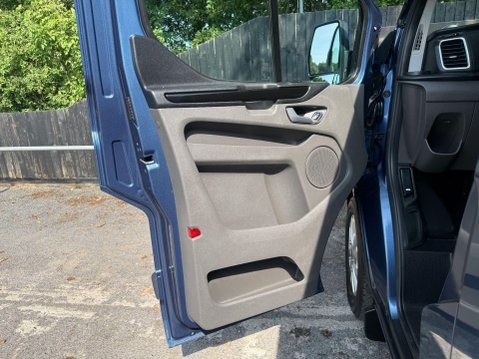 Ford Transit Custom 280 LIMITED P/V ECOBLUE 21