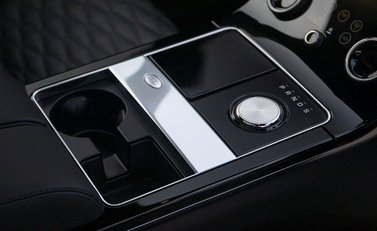 Land Rover Range Rover Velar SVAutobiography Dynamic 22