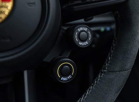 Porsche 911 GT3 RS (992) 15