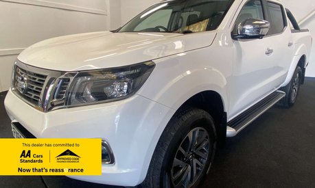Nissan Navara 2.3 Navara Tekna dCi Auto 4WD 5dr