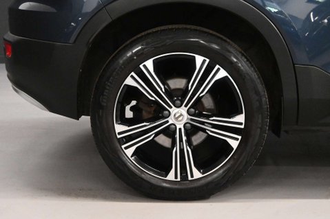 Volvo XC40 2.0 XC40 Inscription Pro B4 MHEV Auto 5dr 45