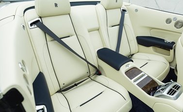 Rolls-Royce Dawn 15