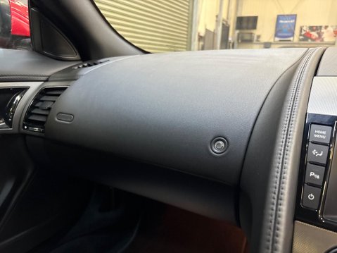 Jaguar F-Type 3.0 V6 Auto Euro 5 (s/s) 2dr 19