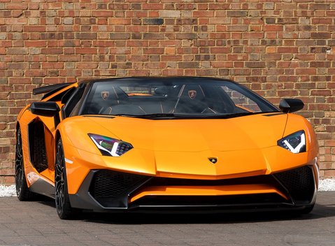 Lamborghini Aventador SV LP 750-4 Roadster 1