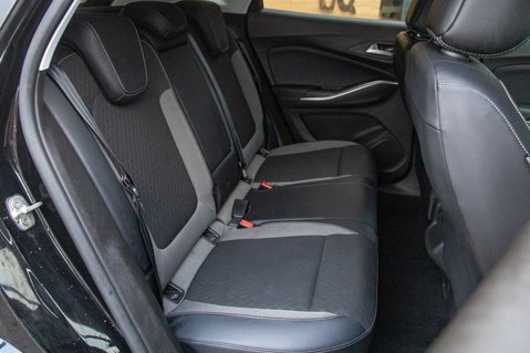 Vauxhall Grandland ELITE 34