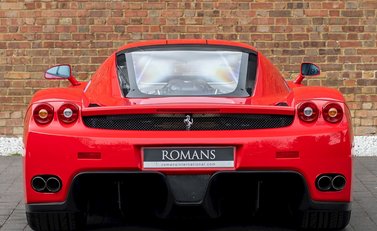 Ferrari Enzo 5
