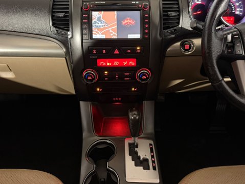 Kia Sorento KX-3 SAT NAV CRDI 15