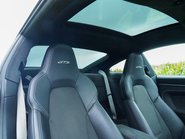 Porsche 911 CARRERA GTS PDK 10