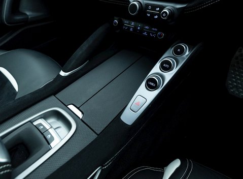 Ferrari GTC4 Lusso 18