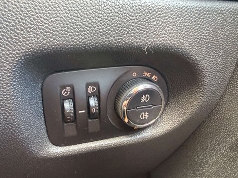 Vauxhall Corsa 1.2 Corsa Energy AC 3dr 18