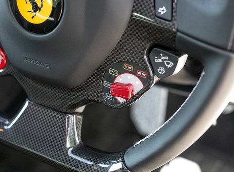 Ferrari F12 Berlinetta 18