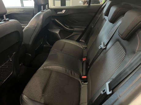 Ford Focus 1.0T EcoBoost ST-Line X Euro 6 (s/s) 5dr 13