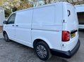 Volkswagen Transporter 2.0 TDI T32 Startline DSG FWD SWB Euro 6 (s/s) 5dr 8