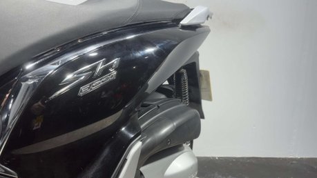 Honda SH300i SH 300 2016 32K VERY CLEAN MOT JAN 2027 300CC SCOOTER 24