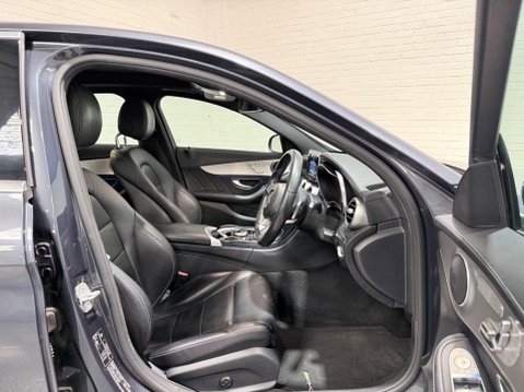 Mercedes-Benz C Class 2.1 C220 BlueTEC AMG Line (Premium) G-Tronic+ Euro 6 (s/s) 4dr 11