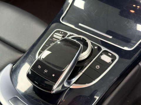 Mercedes-Benz C Class 2.1 C300h BlueTEC AMG Line Estate 5dr Diesel Hybrid G-Tronic+ Euro 6 (s/s) 41