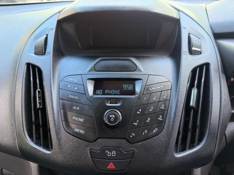 Ford Transit Connect 1.5 TDCi 220 Panel Van 5dr Diesel Manual L1 H1 (120 g/km, 74 bhp) 31