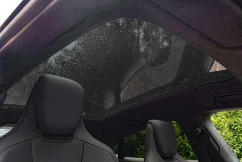 Porsche Taycan Taycan Turbo 18