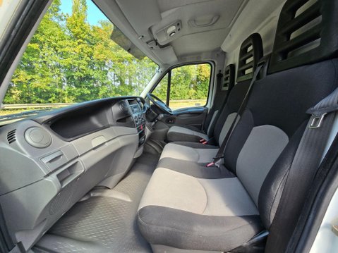 Iveco Daily 35S13V Camper comversion 14