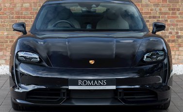 Porsche Taycan Turbo 4