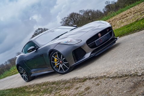 Jaguar F-Type V8 SVR 575 AWD 19