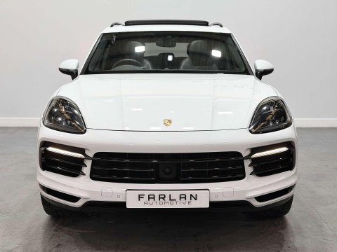 Porsche Cayenne 3.0 V6 E-Hybrid 14kWh SUV 5dr Petrol Plug-in Hybrid TiptronicS 4WD Euro 6 ( 10
