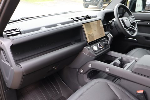 Land Rover Defender 110 2026 HARD TOP D250 X-DYNAMIC  PPF WORLD TOUR REAR SEATS HUGE SPEND  25