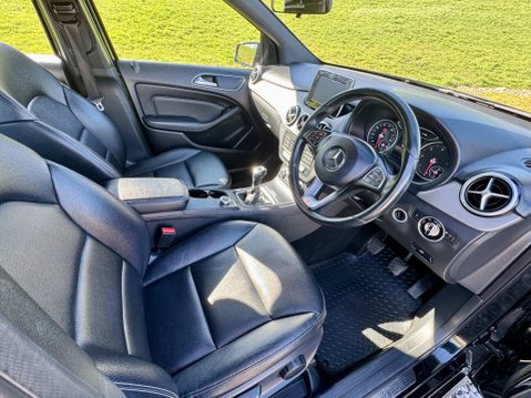 Mercedes-Benz B Class B180 CDI SE 14