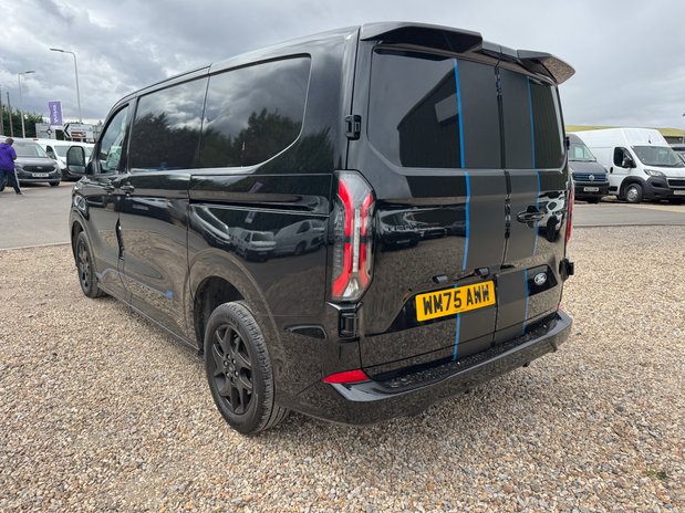 Ford Transit Custom AUTO SWB L1H1 (SOLD CM) Low Roof Sport 320 Air Con 165 Bhp Alloys Sensors C 10