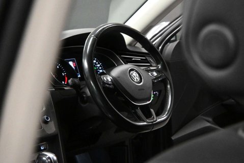 Volkswagen Passat 2.0 Passat Alltrack TDI BlueMotion Technology 4Motion Semi-Auto 4WD 5dr 4