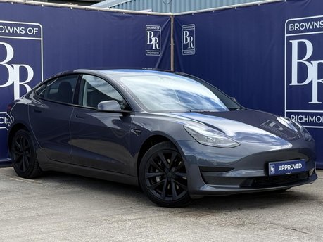 Tesla Model 3 Saloon 4dr Electric Auto RWD (241 bhp)