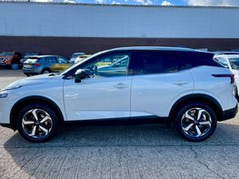Nissan Qashqai 1.3 Qashqai N-Connecta DiG-T MHEV 5dr 11