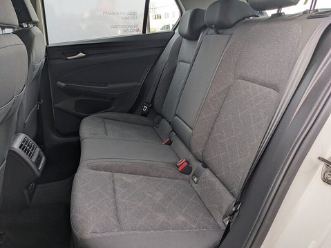 Volkswagen Golf LIFE TSI 25