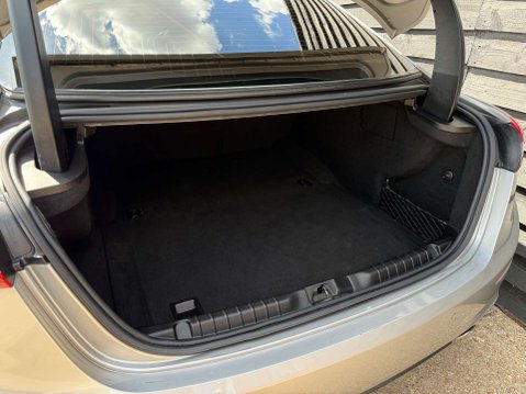 Maserati Ghibli 3.0 Ghibli DV6 Auto 4dr 16