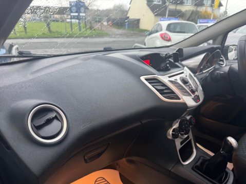 Ford Fiesta 1.25 Zetec Euro 5 5dr 31