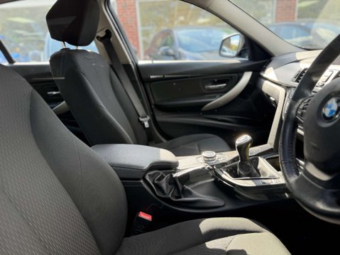 BMW 3 Series 2.0 320I SE 4dr 8