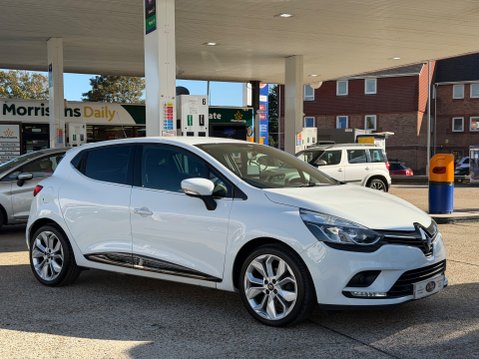Renault Clio ICONIC TCE 10