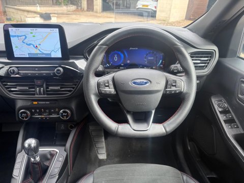 Ford Kuga ST-LINE FIRST EDITION 2