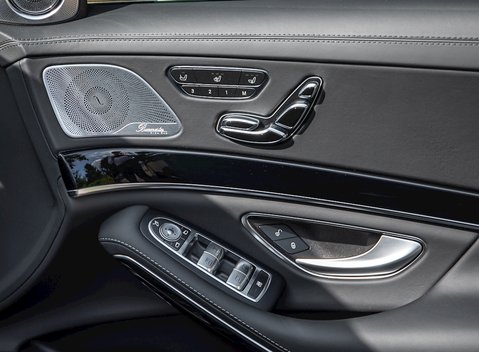 Mercedes-Benz M Class S600 30