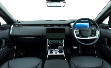 Land Rover Range Rover D350 Autobiography LWB 7 Seater 18