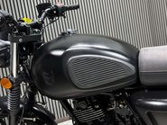 Mutt FSR 2021 ONLY 7K MODERN RETRO 125CC LEARNER BIKE LONG MOT 33