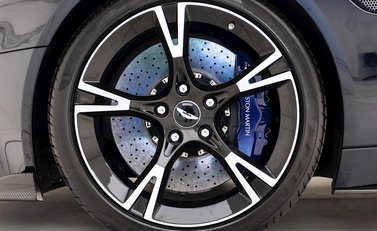 Aston Martin Vanquish S Volante 11