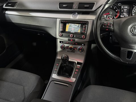 Volkswagen Passat HIGHLINE TSI BLUEMOTION TECHNOLOGY 12